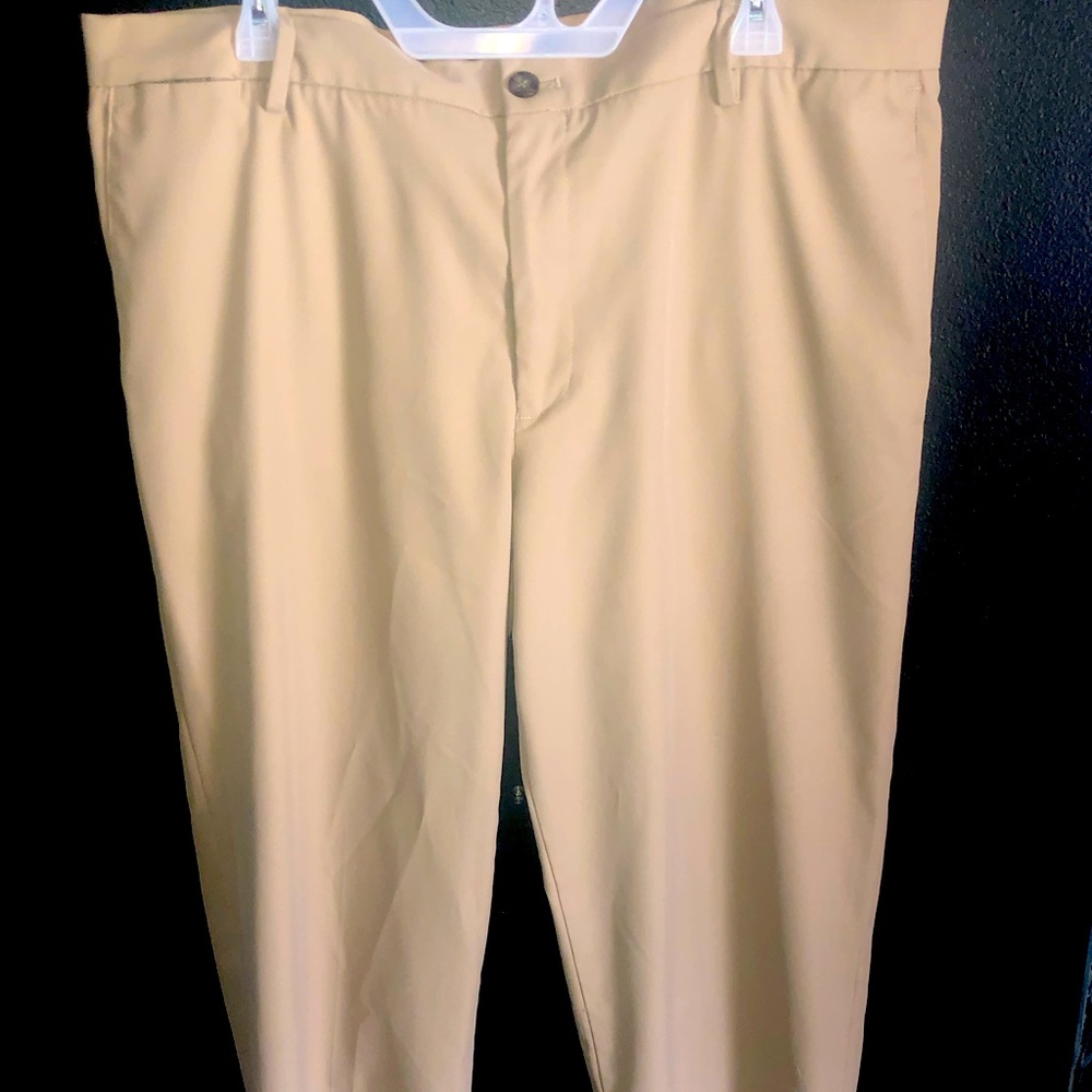Dockers khakis
